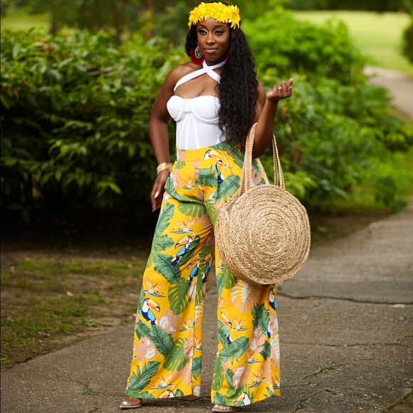 Spring Forward Palazzo Pants - Picture 2 of 5